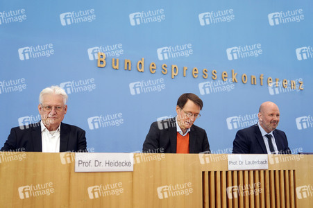 Bundespressekonferenz Der Bundes-Klinik-Atlas in Berlin