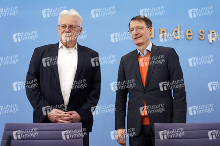 Bundespressekonferenz Der Bundes-Klinik-Atlas in Berlin