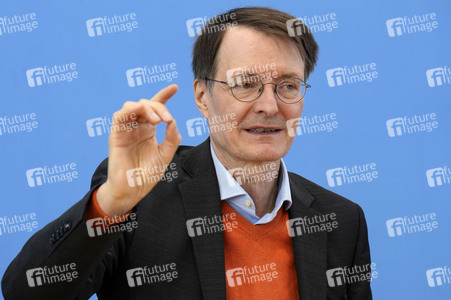 Bundespressekonferenz Der Bundes-Klinik-Atlas in Berlin