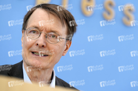 Bundespressekonferenz Der Bundes-Klinik-Atlas in Berlin