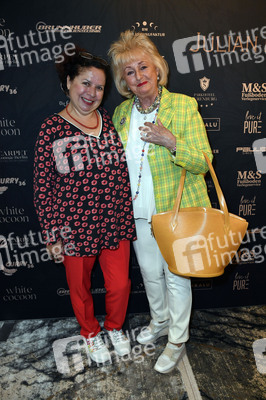 Carpet Lounge Berlin x Julian F.M. Stoeckel in Berlin