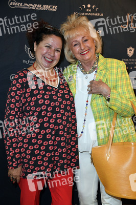 Carpet Lounge Berlin x Julian F.M. Stoeckel in Berlin