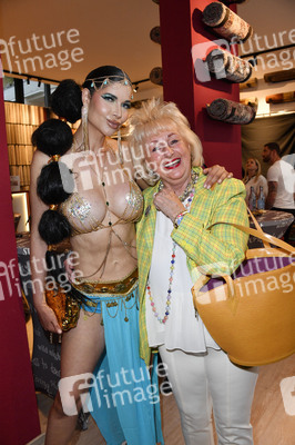 Carpet Lounge Berlin x Julian F.M. Stoeckel in Berlin