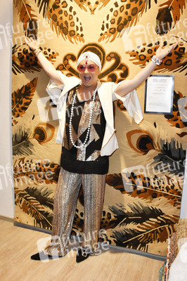 Carpet Lounge Berlin x Julian F.M. Stoeckel in Berlin