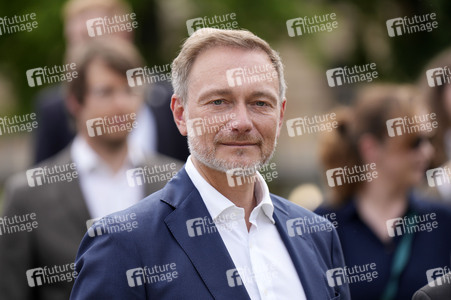 Präsentation des Sonderpostwertzeichens und der 11-Euro-Sammlermünze UEFA Fußball-Europameisterschaft 2024 in Berlin