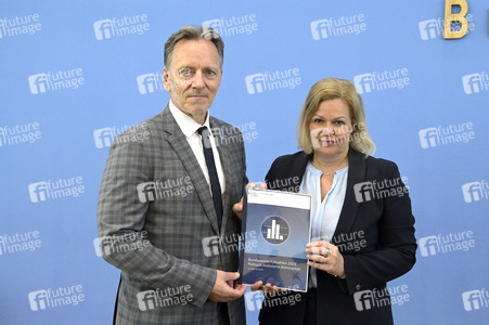 Bundespressekonferenz Fallzahlen für die Politisch Motivierte Kriminalität (PMK) 2023 in Berlin