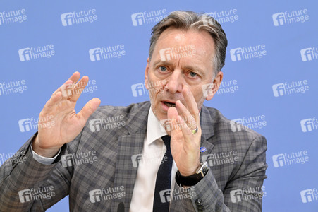 Bundespressekonferenz Fallzahlen für die Politisch Motivierte Kriminalität (PMK) 2023 in Berlin