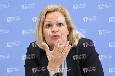 Bundespressekonferenz Fallzahlen für die Politisch Motivierte Kriminalität (PMK) 2023 in Berlin