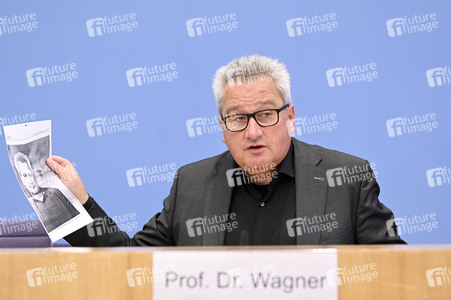 Bundespressekonferenz Jahresstatistik 2023 zu rechter und rassistischer Gewalt in Berlin
