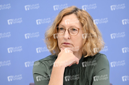 Bundespressekonferenz Jahresstatistik 2023 zu rechter und rassistischer Gewalt in Berlin