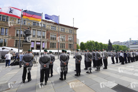 Feierliches Gelöbnis von Soldatinnen und Soldaten der Bundeswehr in Berlin