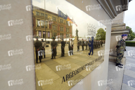 Feierliches Gelöbnis von Soldatinnen und Soldaten der Bundeswehr in Berlin