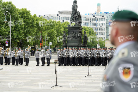 Feierliches Gelöbnis von Soldatinnen und Soldaten der Bundeswehr in Berlin