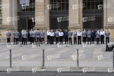 Feierliches Gelöbnis von Soldatinnen und Soldaten der Bundeswehr in Berlin