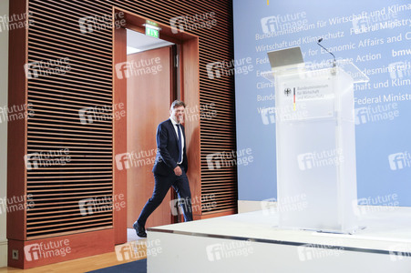 Pressekonferenz mit Robert Habeck in Berlin