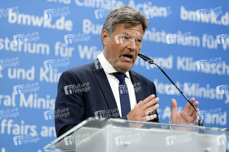 Pressekonferenz mit Robert Habeck in Berlin