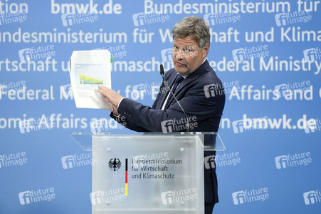 Pressekonferenz mit Robert Habeck in Berlin