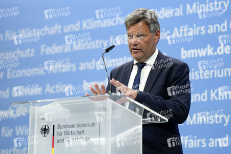 Pressekonferenz mit Robert Habeck in Berlin