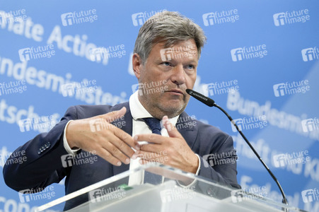 Pressekonferenz mit Robert Habeck in Berlin