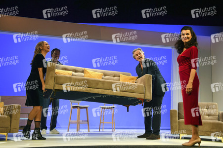 Theaterprobe 'Die Kehrseite der Medaille' in München