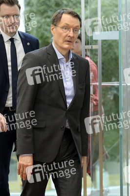 Bundespressekonferenz Kabinettsbeschluss zum Versorgungsstärkungsgesetz in Berlin