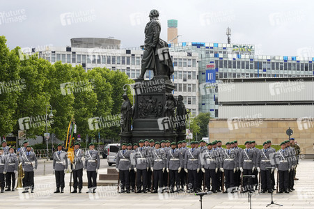 Feierliches Gelöbnis von Soldatinnen und Soldaten der Bundeswehr in Berlin