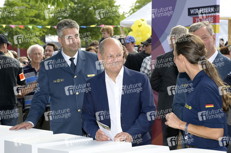 Demokratiefest zu 75 Jahren Grundgesetz in Berlin