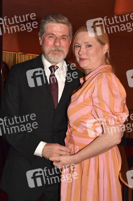 Theaterpremiere 'Die Kehrseite der Medaille' in München