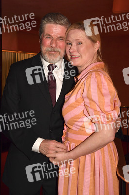 Theaterpremiere 'Die Kehrseite der Medaille' in München