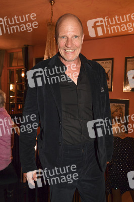 Theaterpremiere 'Die Kehrseite der Medaille' in München