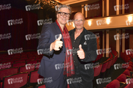 Theaterpremiere 'Die Kehrseite der Medaille' in München