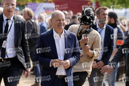 Demokratiefest zu 75 Jahren Grundgesetz in Berlin