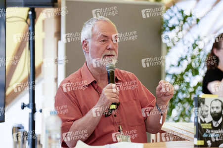 Demokratiefest zu 75 Jahren Grundgesetz in Berlin