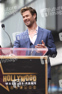Chris Hemswoth erhält einen Stern auf dem Hollywood Walk of Fame in Los Angeles