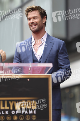 Chris Hemswoth erhält einen Stern auf dem Hollywood Walk of Fame in Los Angeles