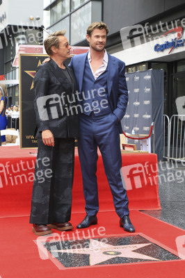 Chris Hemswoth erhält einen Stern auf dem Hollywood Walk of Fame in Los Angeles