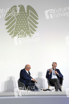 Demokratiefest zu 75 Jahren Grundgesetz in Berlin