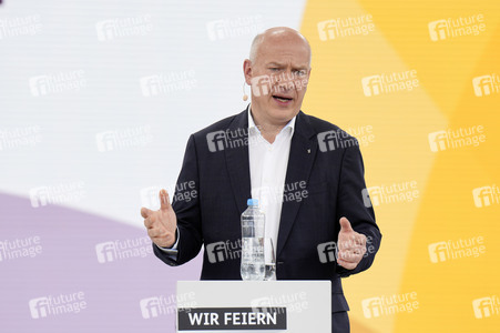 Demokratiefest zu 75 Jahren Grundgesetz in Berlin