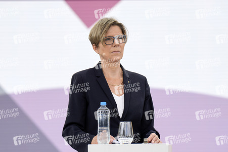 Demokratiefest zu 75 Jahren Grundgesetz in Berlin