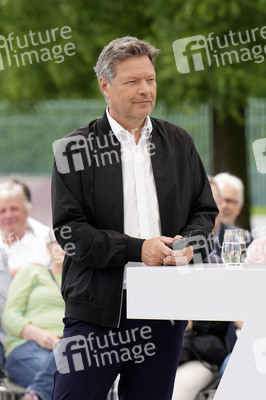 Demokratiefest zu 75 Jahren Grundgesetz in Berlin
