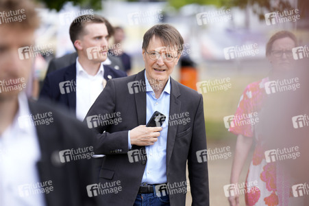 Demokratiefest zu 75 Jahren Grundgesetz in Berlin
