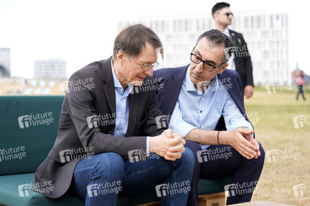 Demokratiefest zu 75 Jahren Grundgesetz in Berlin