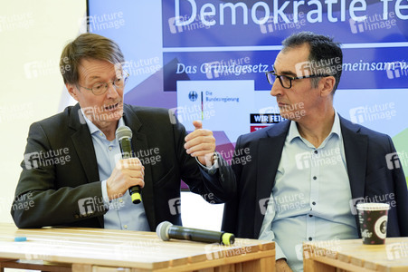 Demokratiefest zu 75 Jahren Grundgesetz in Berlin