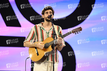 Konzert von Álvaro Soler beim Demokratiefest zu 75 Jahren Grundgesetz in Berlin