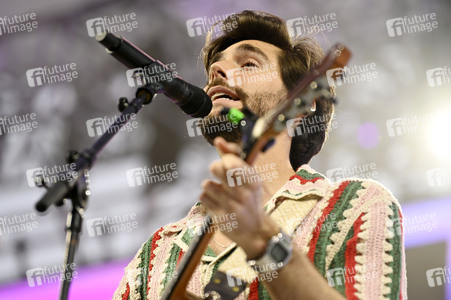 Konzert von Álvaro Soler beim Demokratiefest zu 75 Jahren Grundgesetz in Berlin