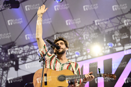 Konzert von Álvaro Soler beim Demokratiefest zu 75 Jahren Grundgesetz in Berlin