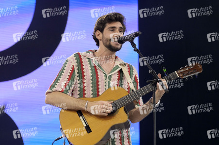 Konzert von Álvaro Soler beim Demokratiefest zu 75 Jahren Grundgesetz in Berlin