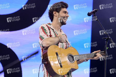 Konzert von Álvaro Soler beim Demokratiefest zu 75 Jahren Grundgesetz in Berlin