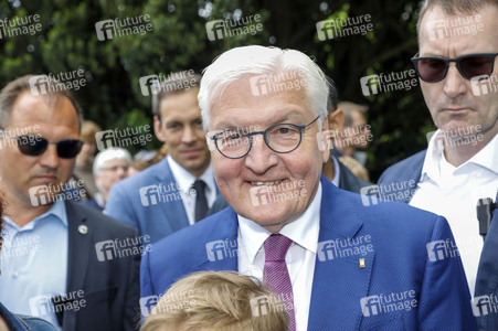 Tag der offenen Tür in der Villa Hammerschmidt und 'Fest der Demokratie' in Bonn