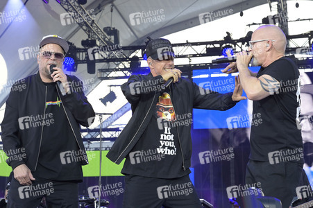 Abschlussveranstaltung beim Demokratiefest zu 75 Jahren Grundgesetz in Berlin